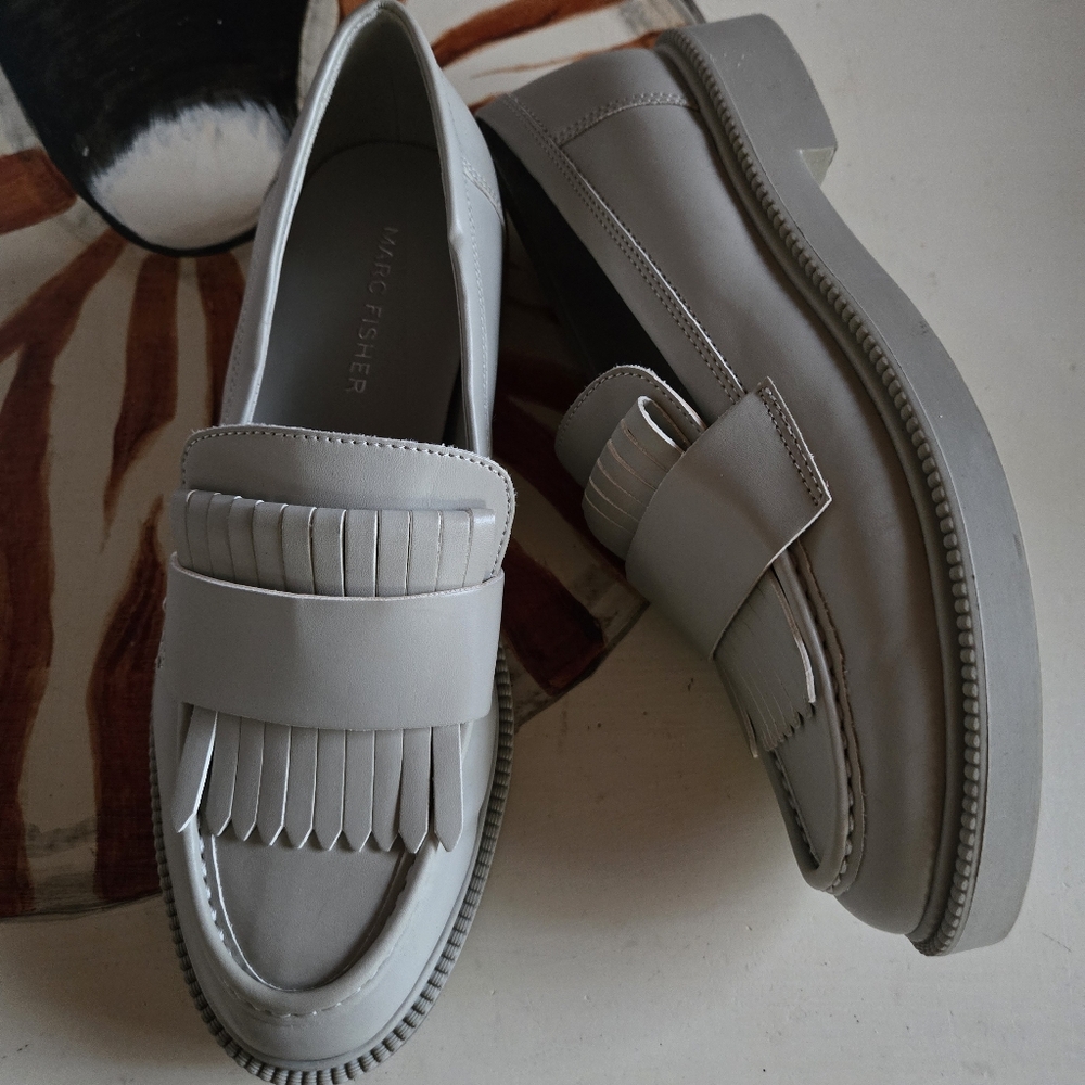 Marc Fisher Gray Calixy Loafer Size 6